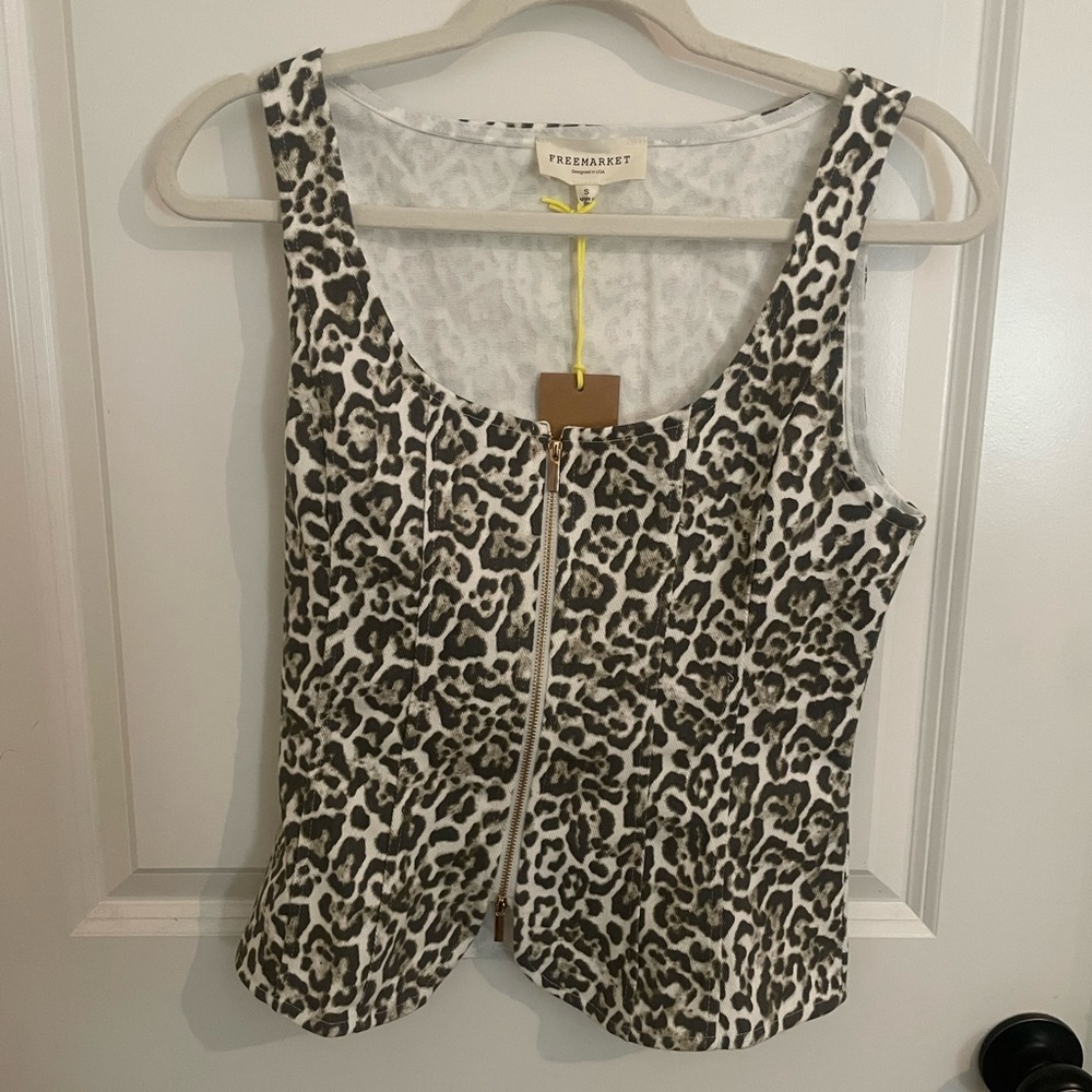 Impressions Black and White Leopard Print Tank Top
